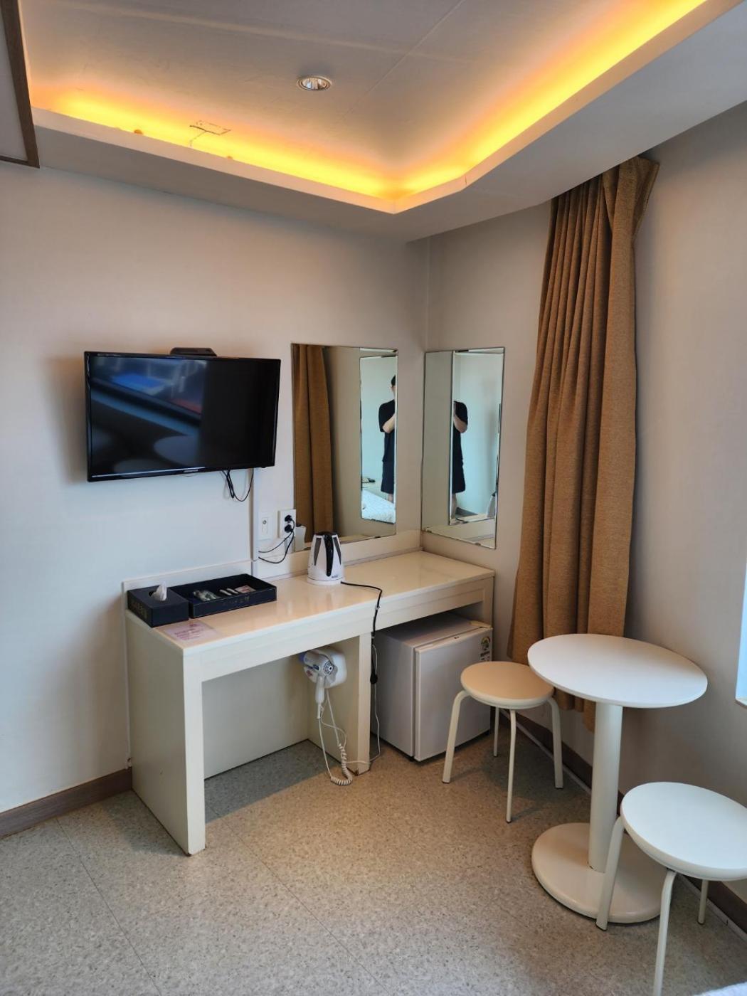 Rezion Hotel Seogwipo-stad Buitenkant foto
