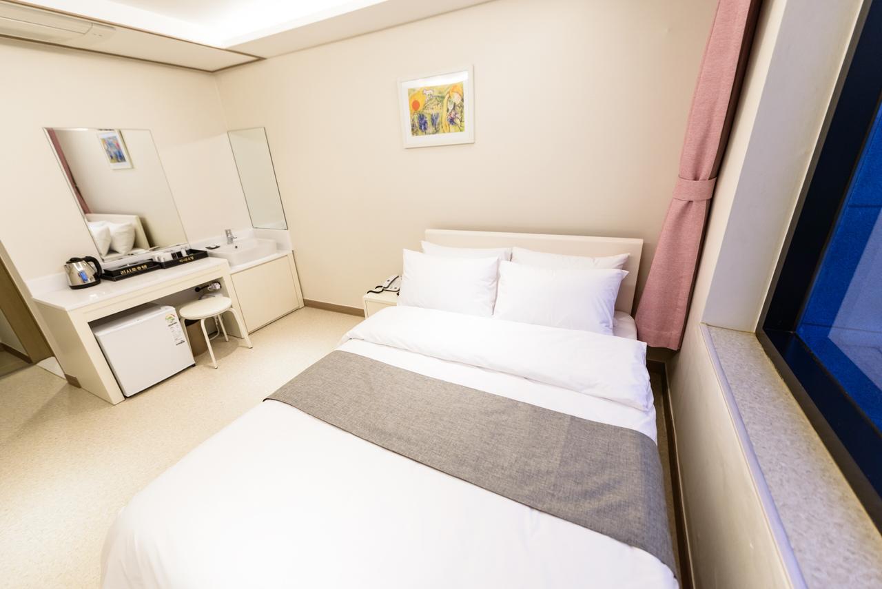 Rezion Hotel Seogwipo-stad Buitenkant foto