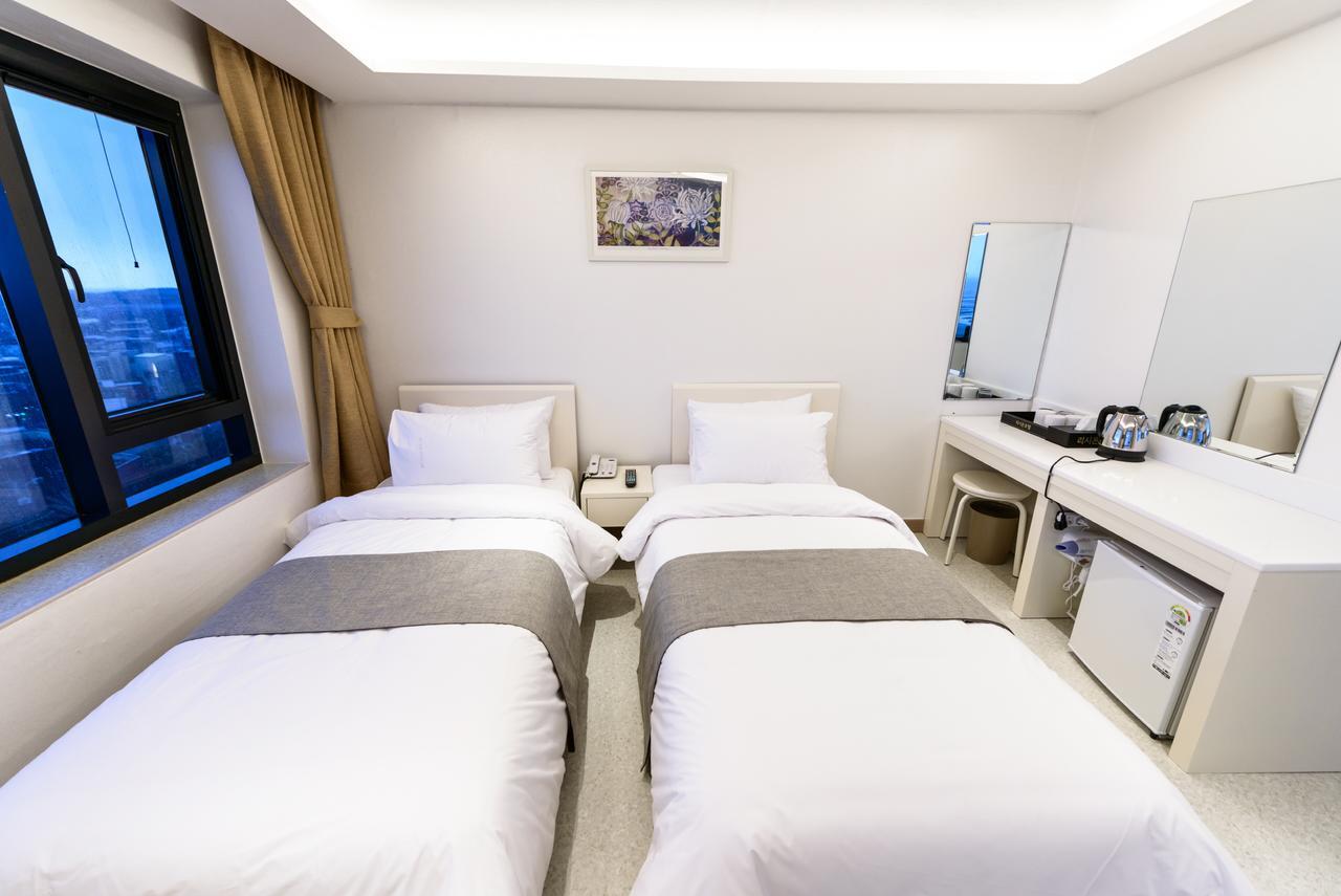 Rezion Hotel Seogwipo-stad Buitenkant foto